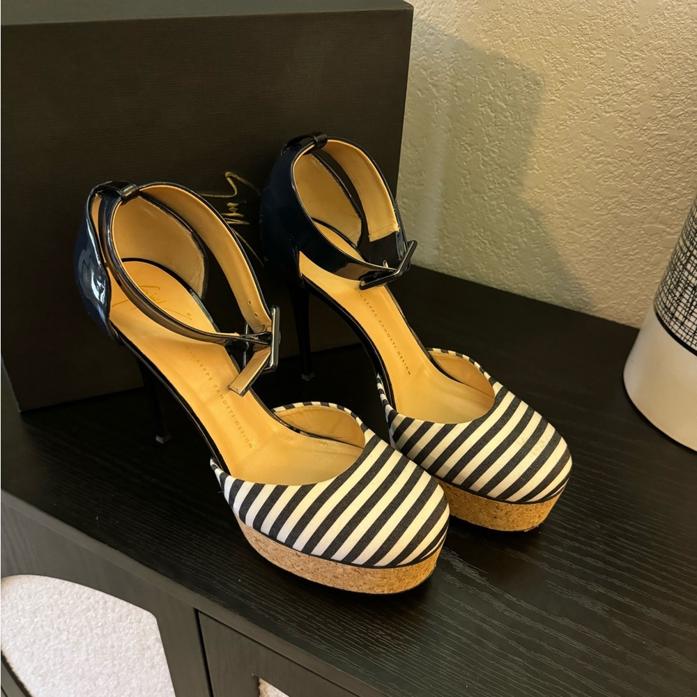 Authentic Giuseppe
